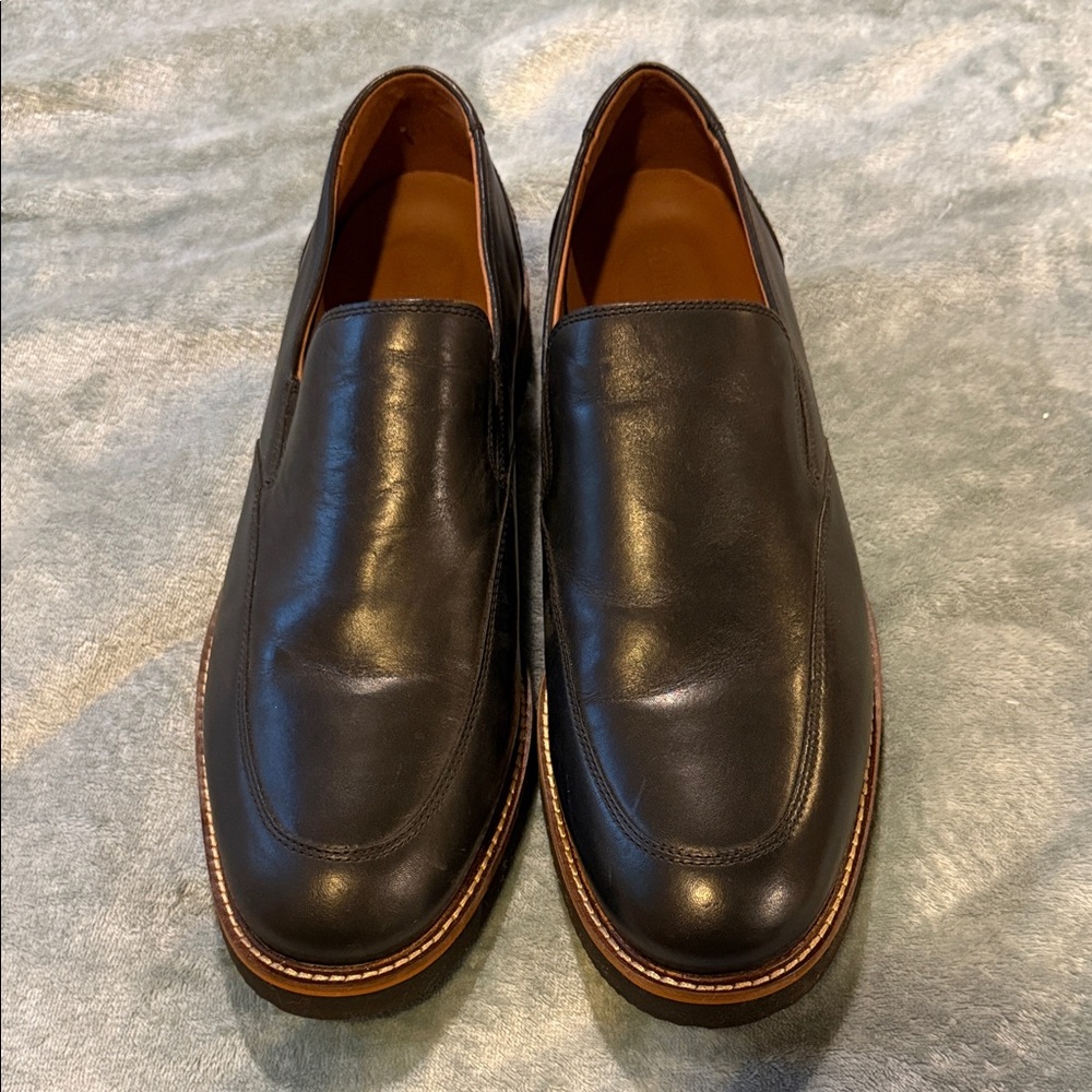Dunham Men’s Black “Clyde” Leather Slip-On Loafers, size 12